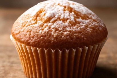 Thumbnail for Дешевый кекс на кефире без лишних продуктов